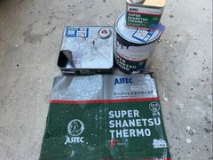 屋根　使用後塗料缶　上塗り材