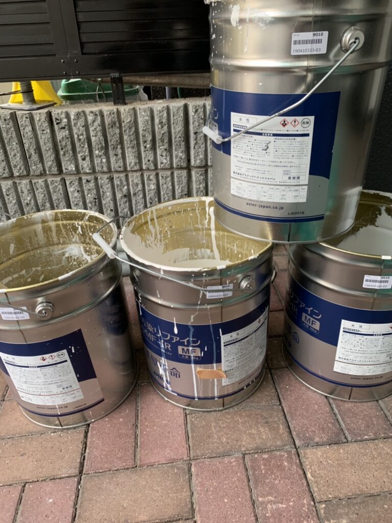 使用済塗料缶：外壁上塗り材